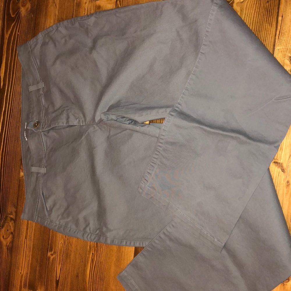 💥OLD NAVY BOOT CUT CHINOS💥